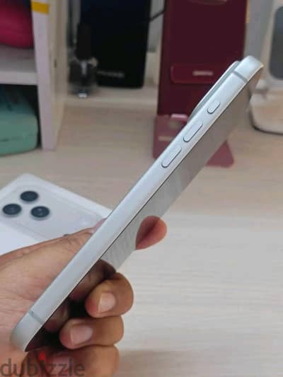 آبل - آيفون 17 برو ماكس