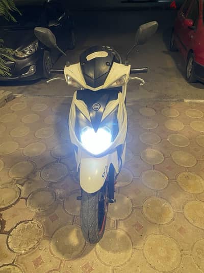 sym sr