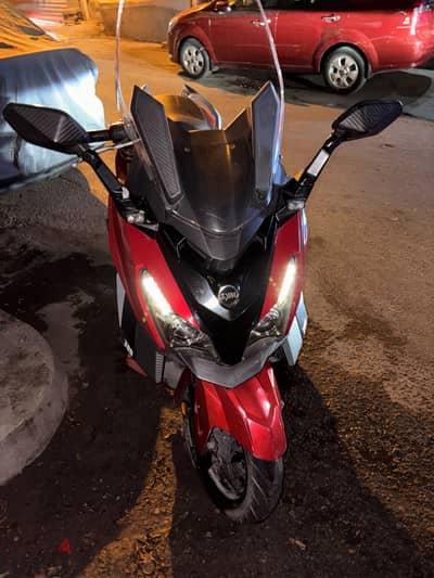 اسكوتر cruisym Sym 300cc