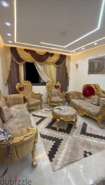 شقة مفروشة  و مكيفة ١٤٠ م للإيجار  بالمقطم الهضبة الوسطي الحي السادس