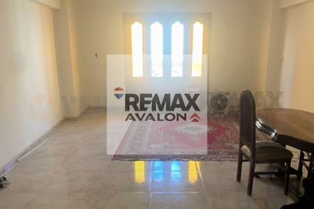 Apartment for rent with an open view and immediate receipt 160 m San Stefano (branching off the tram - Brand building)