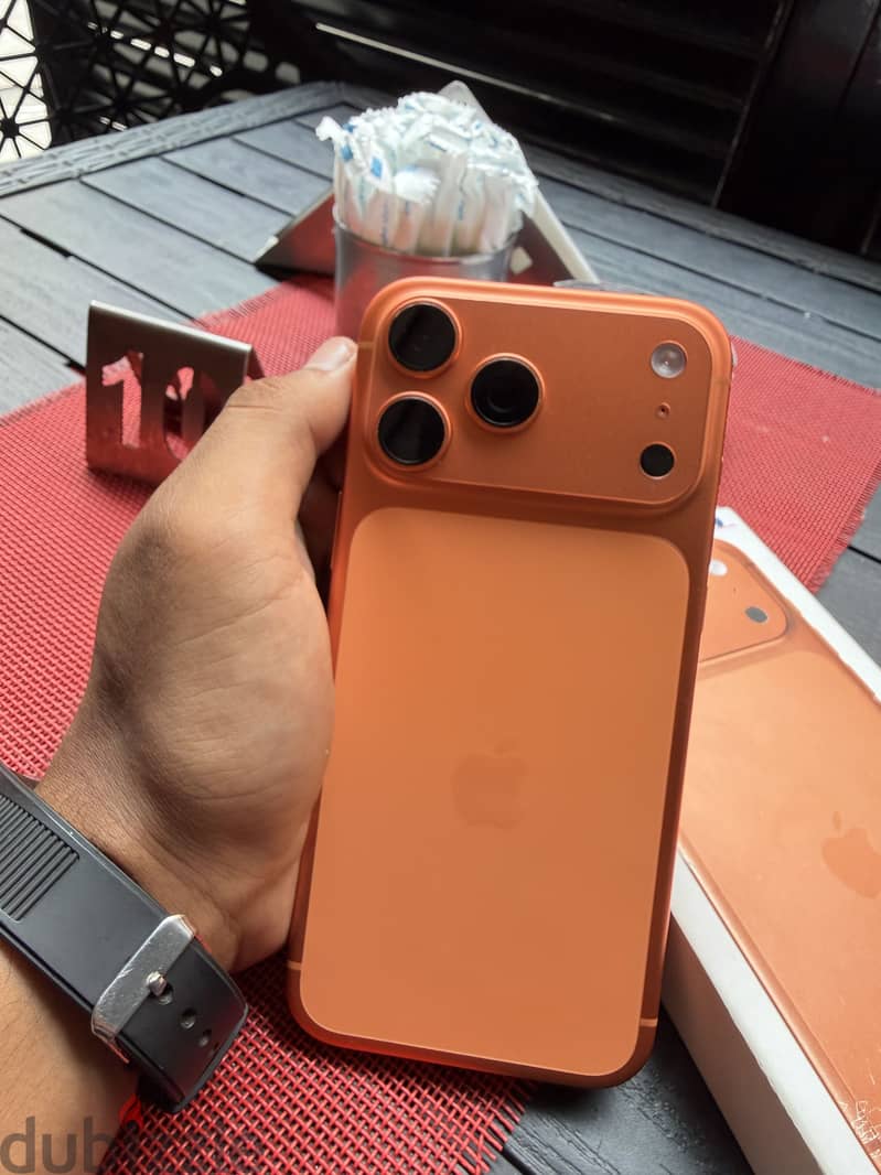 Apple - iPhone 17 Pro Max 1