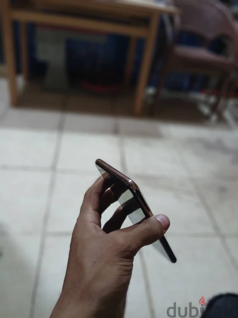 Apple - iPhone XS Max 1