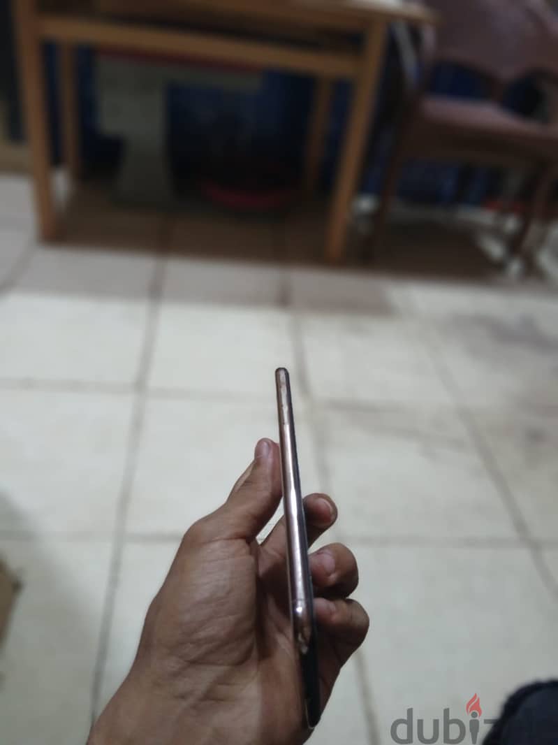 Apple - iPhone XS Max 5