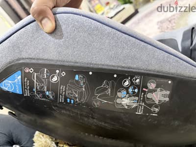 للبيع كرسي اطفال وارد الامارات