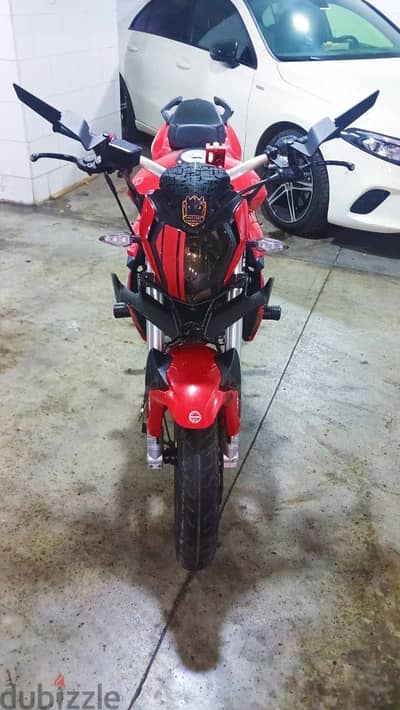 Benelli TNT 150i