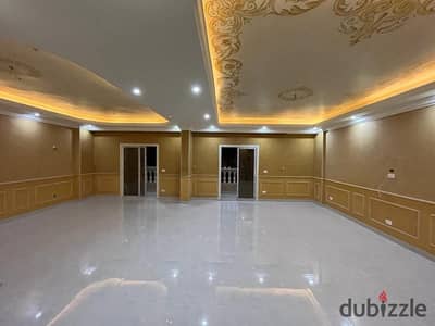 Duplex for rent in the third area with the kitchen and air conditioning next to the new Carrefour