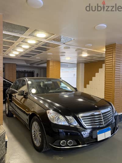 Mercedes-Benz E250 2011 / ١٠٠٠ كيلو فقط
