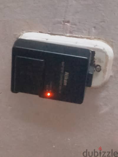 كاميرا نيكون D3100 للبيع