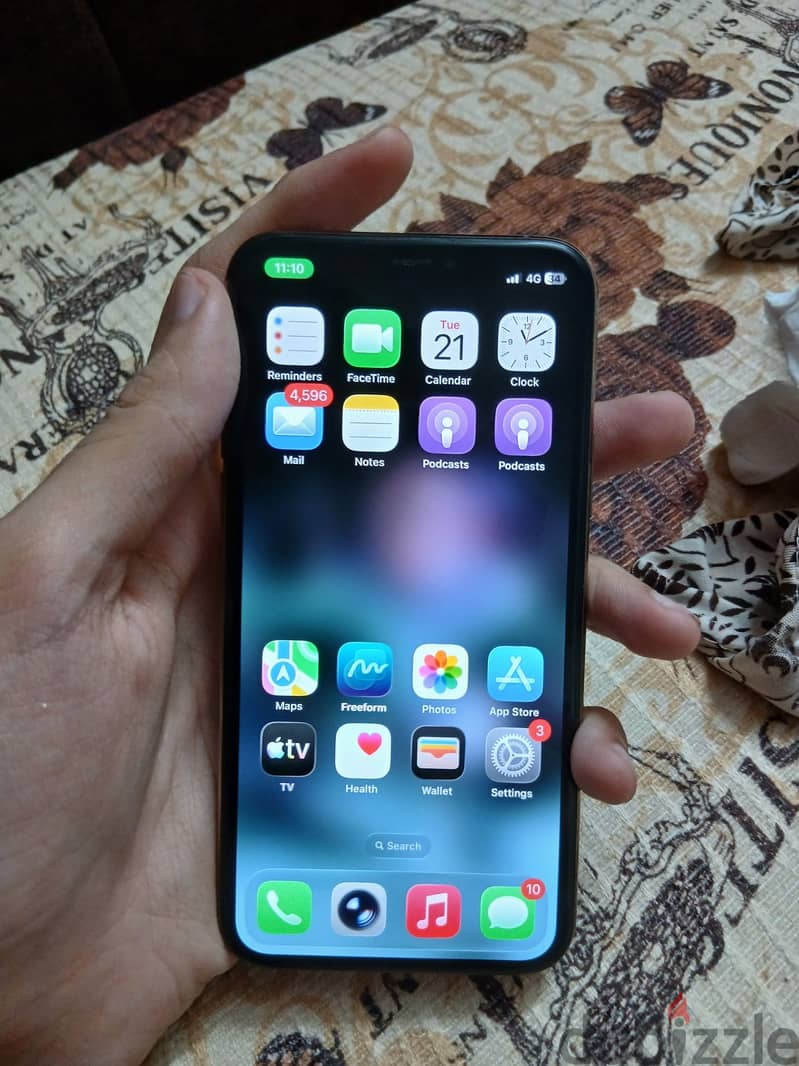 iPhone 11 pro 4