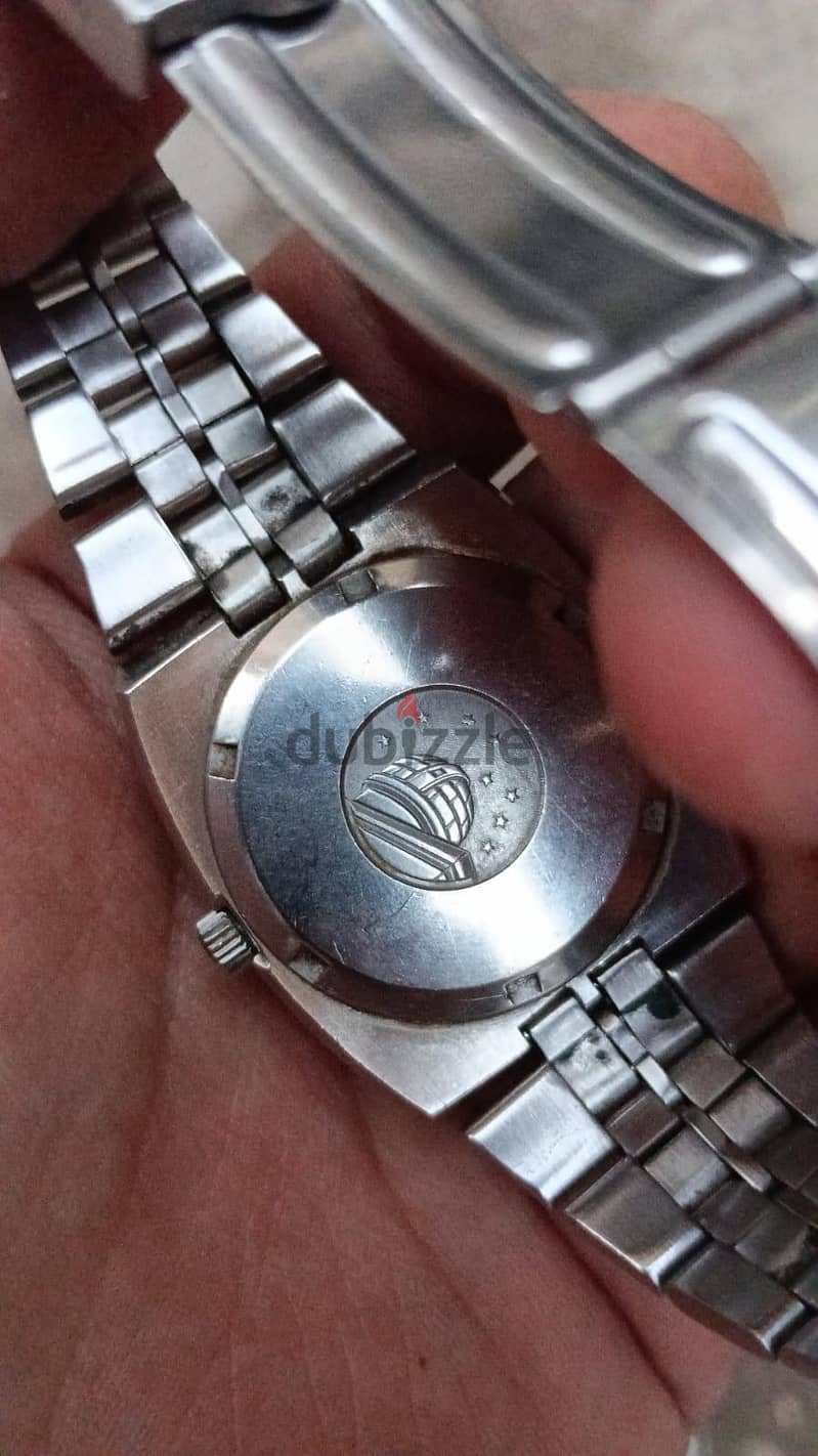 ساعة Omega Constellation 1