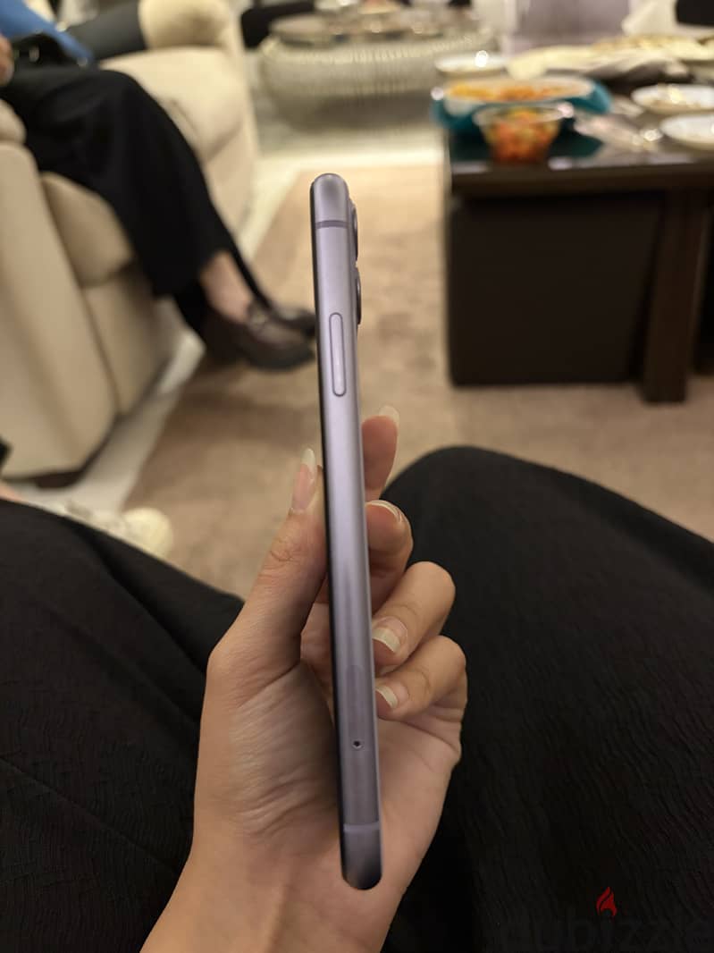Apple - iPhone 11 2
