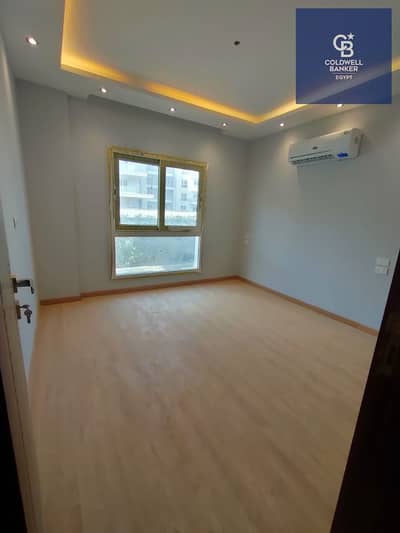 Immediate delivery ground floor apartment with garden resale, modern finishing, sea view, prime location in Mountain View, New Cairo, Fifth Settlement