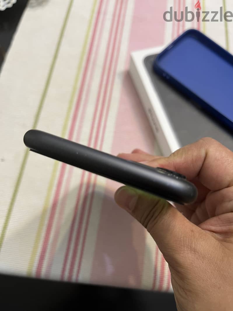 Apple - iPhone 11 2