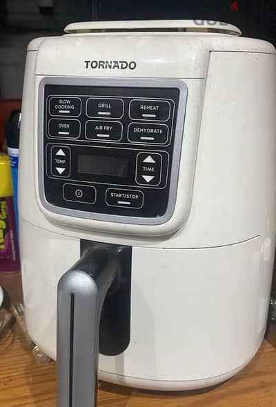 air frier tornado like new