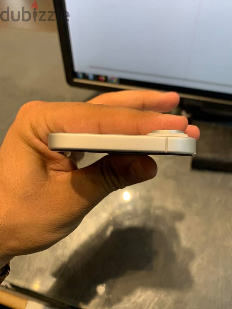 Apple - iPhone 16 1