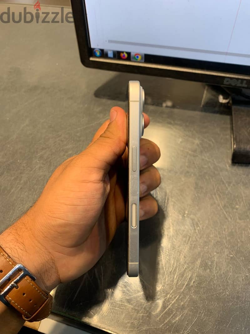 Apple - iPhone 16 2