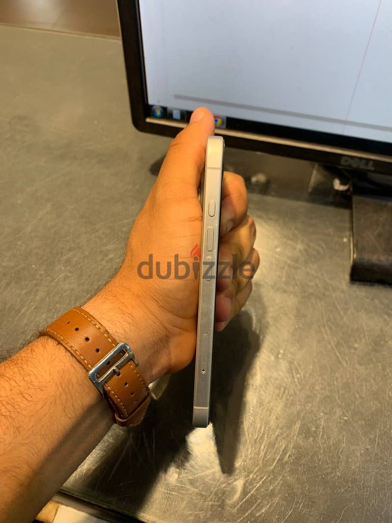 Apple - iPhone 16 5
