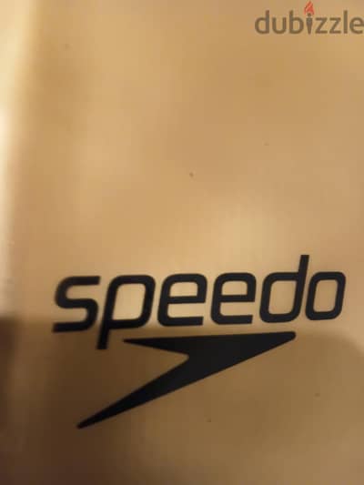 بونيه speedo لم يستعمل