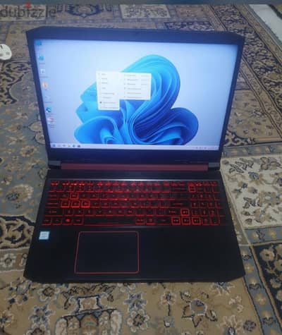 Acer Nitro 5 / i5-8300H + GTX 1650 Ti / NVMe 1TB