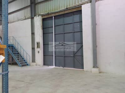 Warehouse for rent (3,300 sqm) in 10th of Ramadan City, located within a warehouse complex.