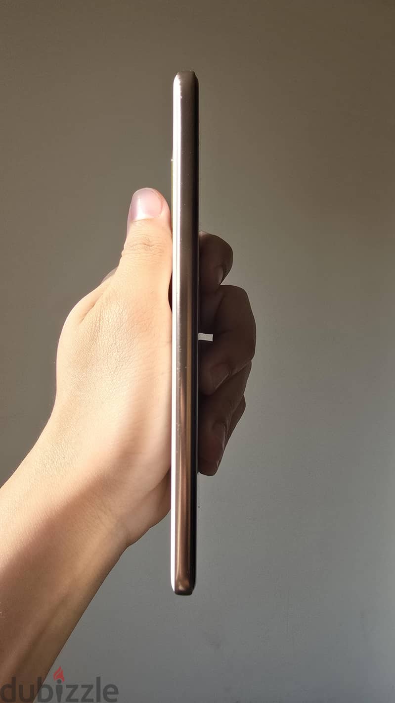 Vivo V60 5