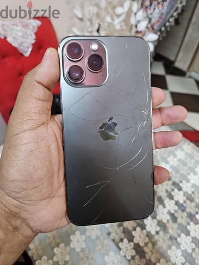ايفون 13بروماكس