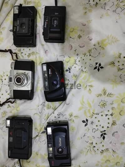 كميرات فلم للبيع الواحده 250