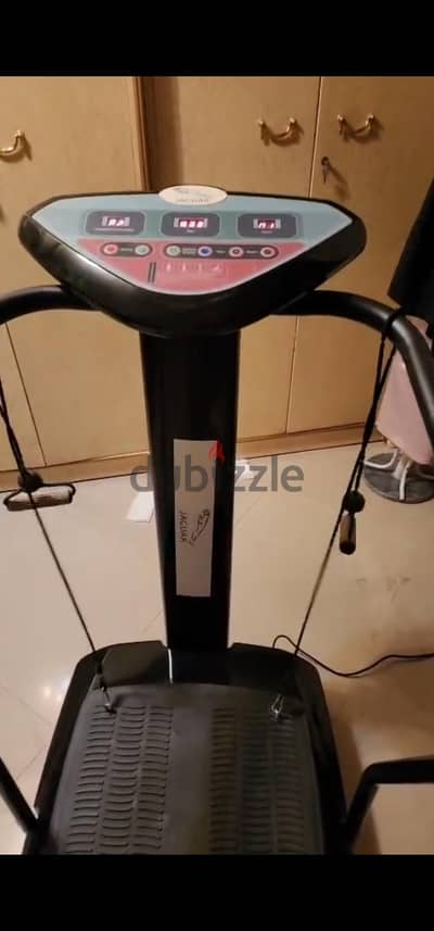 Crazy fit machine جهاز الهزاز للتخسيس ماركة جاجوار