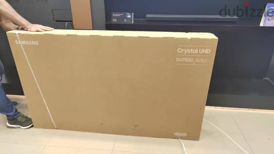 New Samsung 65 inch Crystal UHD DU7000 4K Smart tv