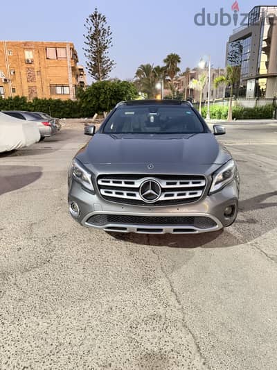 Mercedes-Benz GLA 200 2019