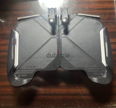Mobile Gaming Controller with Triggers – PUBG & COD Mobile