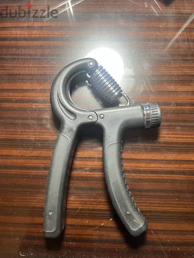 Adjustable Hand Grip Strengthener – Forearm Exerciser