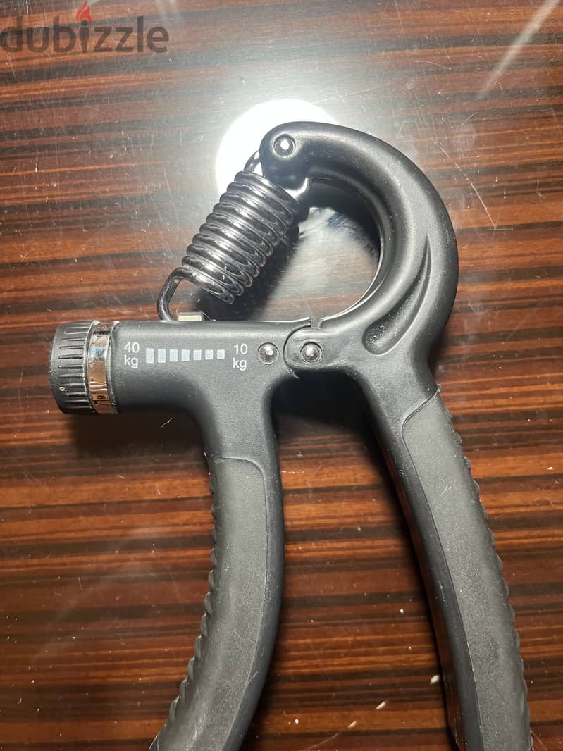 Adjustable Hand Grip Strengthener – Forearm Exerciser 1
