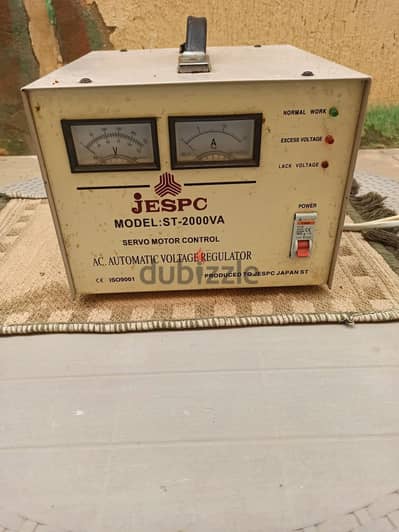 منظم كهرباء أوتوماتيك JESPC ST-2000VA بحالة جيدة