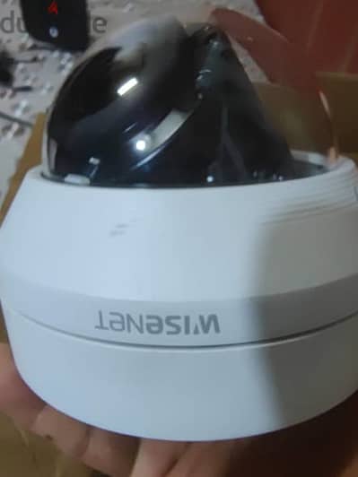 كاميرا مراقبة احترافية Wisenet Hanwha QNV-6072R