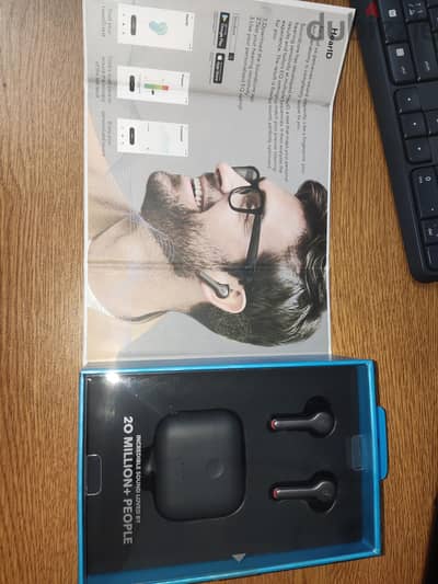 anker soundcore liperty air 2 بعلبته استعمال خفيف