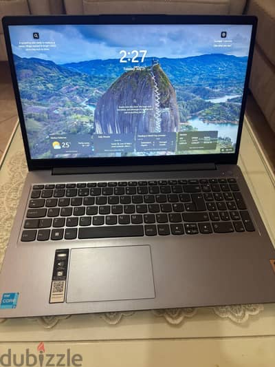Lenovo IdeaPad 3 15IAU7