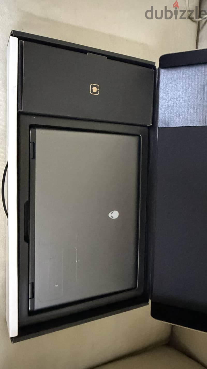 Dell alinware M16 R2 7