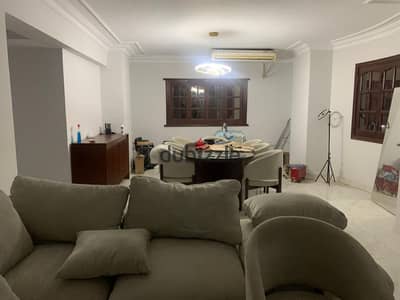 For sale urgently apartment 175m Maadi Degla Street 199 distinguished location super lux distinctive facade balcony