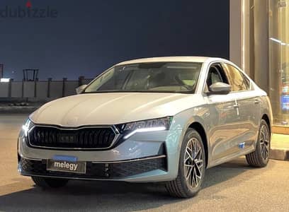 Octavia اللون الفضي المدخن الجديد اوكتافيا سويت