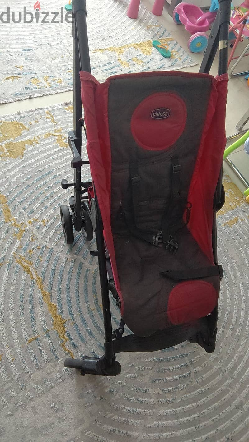 Chicco Stroller for Sale – Excellent Condition 2