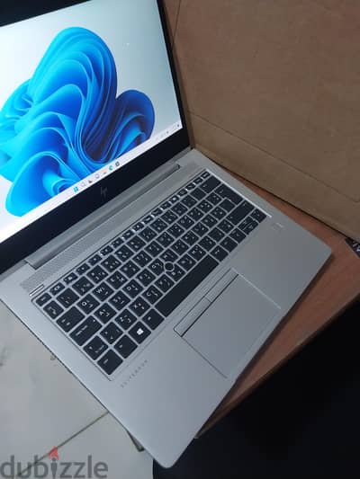 hp elitebook 830 G5 بسعر لقطة وبحالة الزيرو