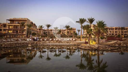 شاليه فاخر 3 غرف نوم ، استلام سنتين_ اطلالة كاملة على البحر، مقدم 5% وتقسيط حتى 7 سنوات، تشطيب كامل + تكييفات في @ سوماباي البحر الاحمر