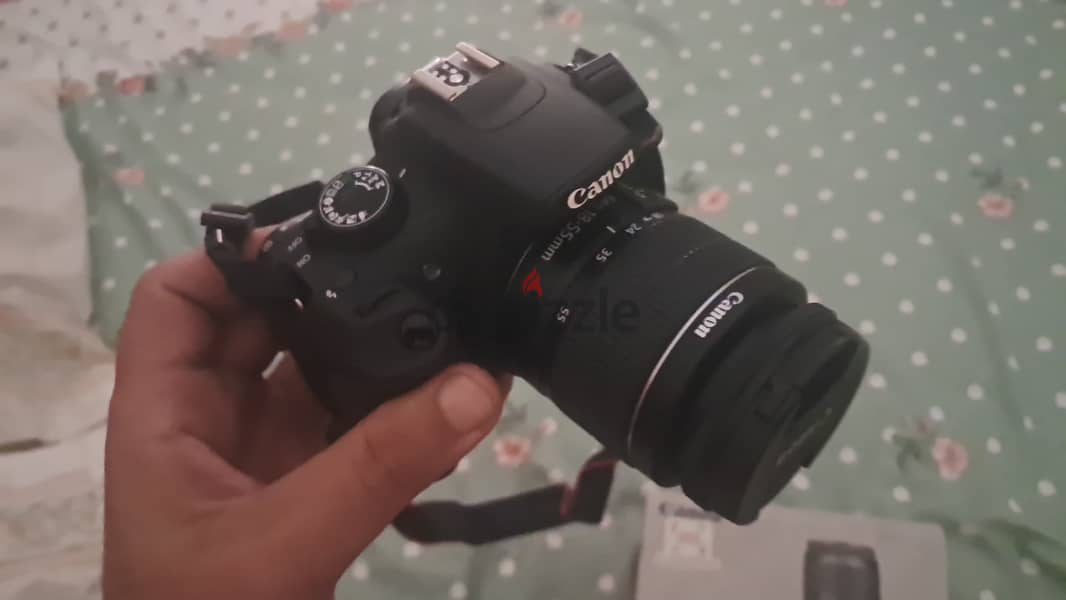 Canon EOS 1200D 1