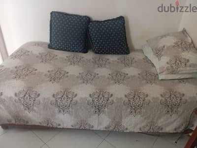 سرير فرداني 100*200 بالملل والمراتب