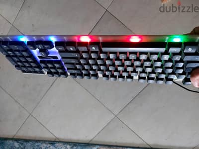 كيبورد وماوس ألعاب RGB بإضاءة ملونة – تصميم احترافي وأداء سريع للاعبين