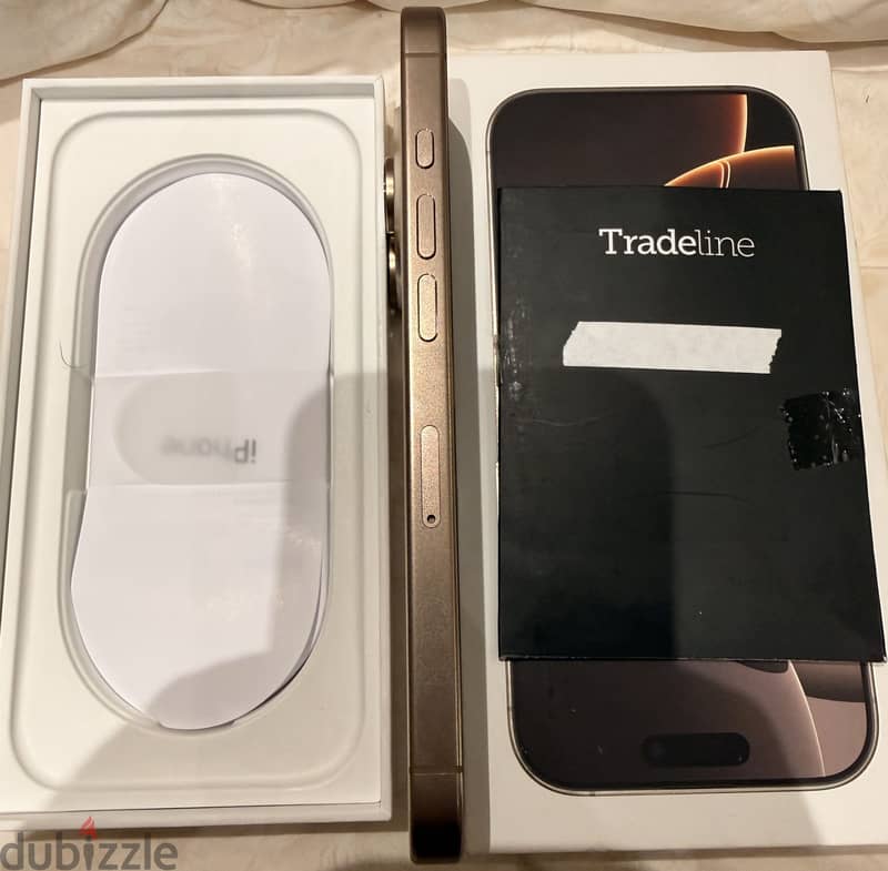 Apple - iPhone 16 Pro 3