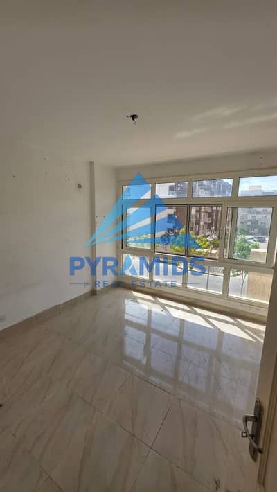 Apartment for Sale in Madinaty  B12 Excellent Opportunity A well-located 116 SQM apartment in Madinaty B12