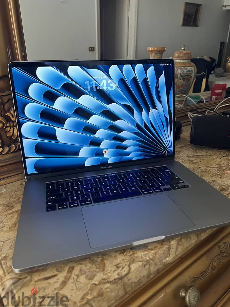 MacBook pro 16-inch 2019 2